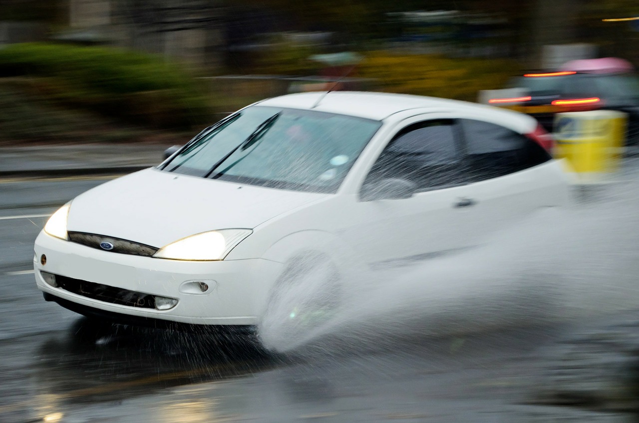 aquaplaning-prevención de accidentes