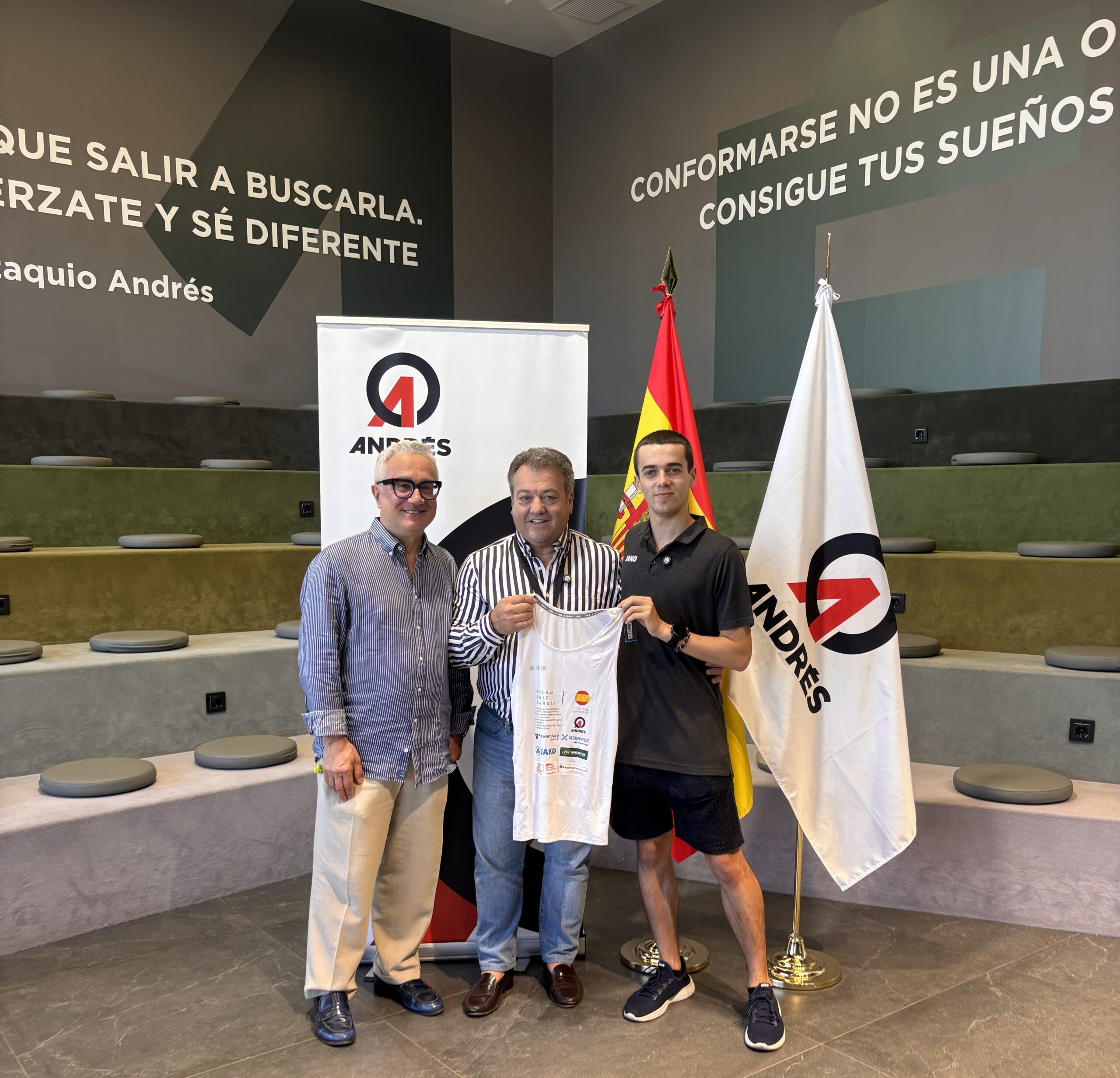 Diego Ruiz en grupo Andrés